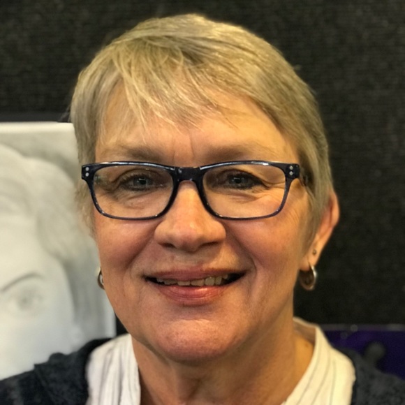 Meet your Posher, Andrea - Picture 1 of 1